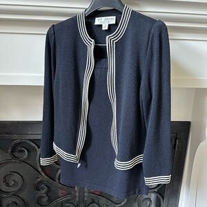 ST JOHN Zipper Black & Cream Skirt Suit Size 2